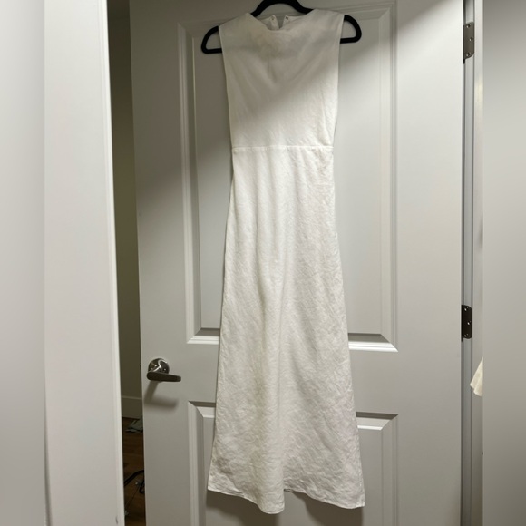 DISSH White Harmony linen maxi dress - Picture 2 of 6